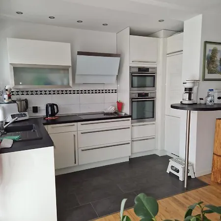 Apartment Hochwertige 85qm-wohnung In Wuppertal-vohwinkel *