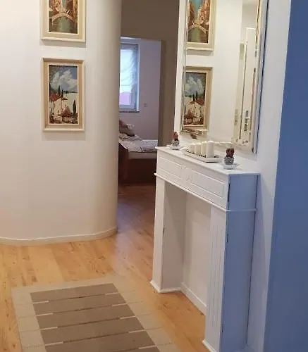 Appartement Hochwertige 85qm-wohnung In Wuppertal-vohwinkel